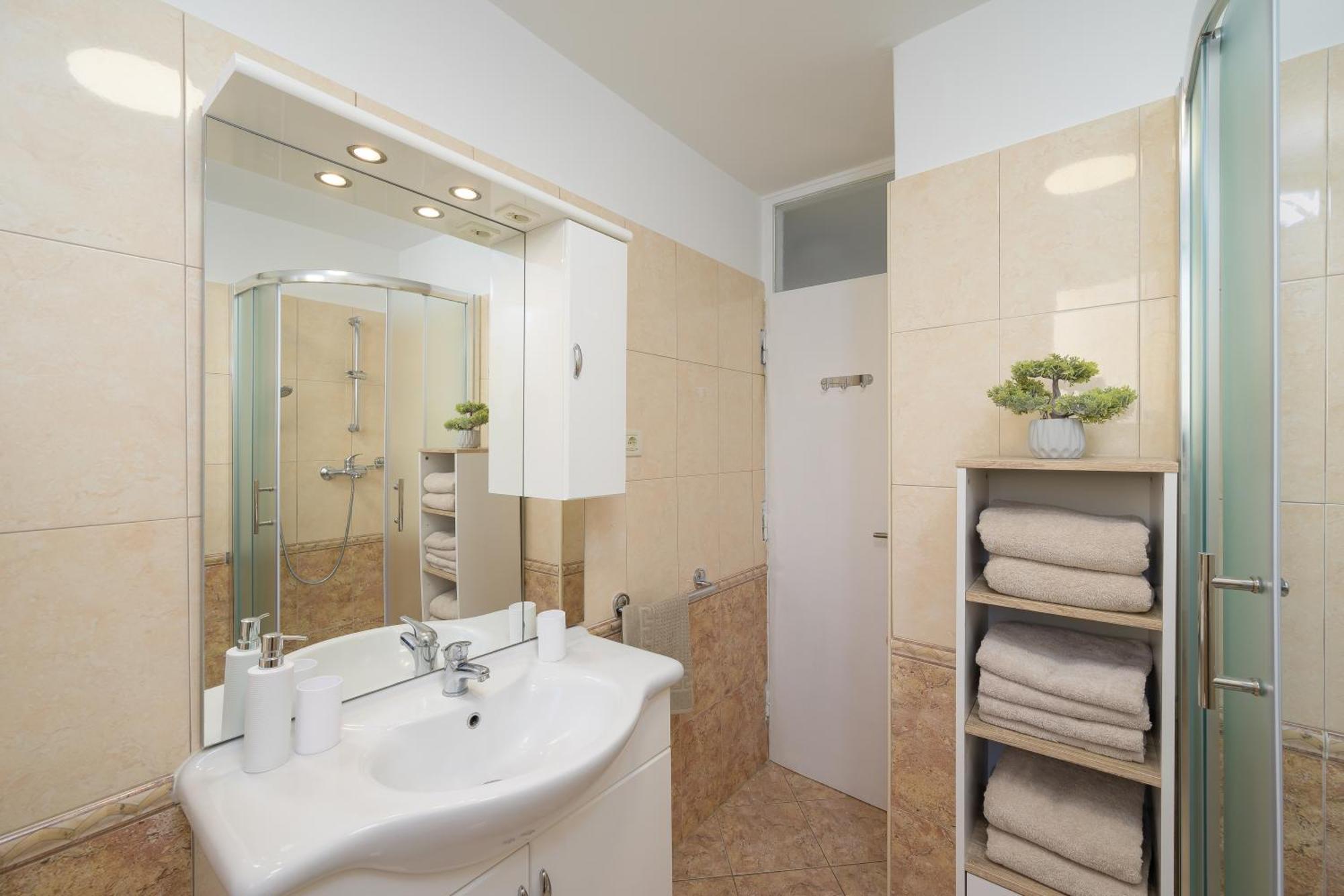 Apartment Pina Poreč Eksteriør billede