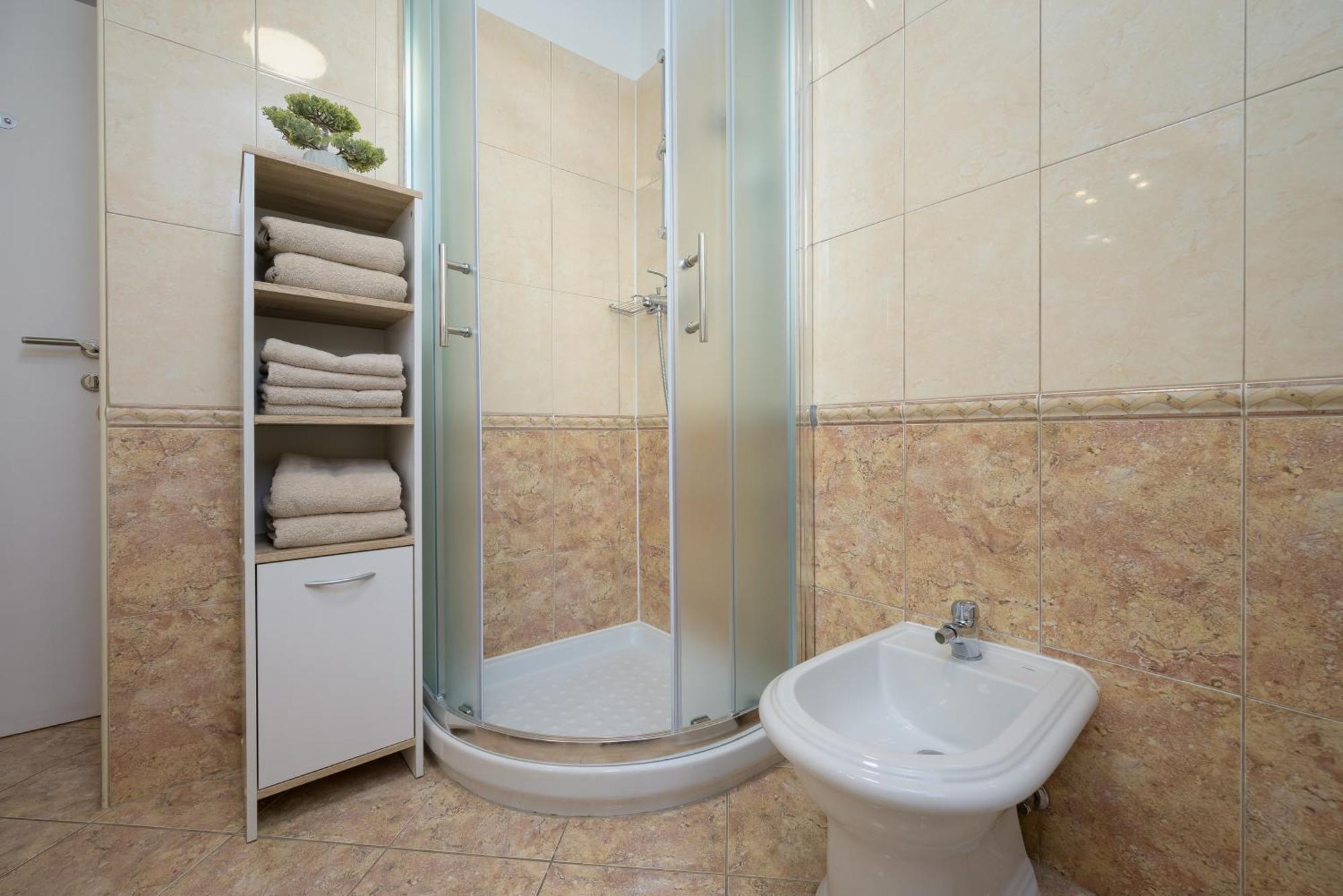 Apartment Pina Poreč Eksteriør billede